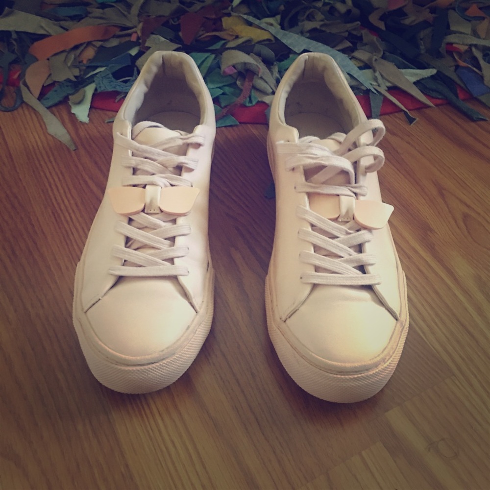 Georgia Peach Sneakers